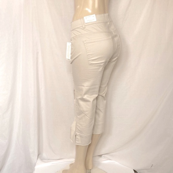 Westbound Woman The Fit Formula Kick Flare Capri Jeans Size 18W Frayed Hems NWT - Picture 8 of 9